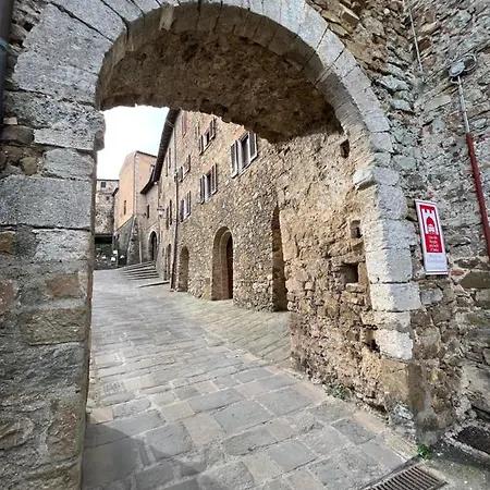Casa Pruno Rosso