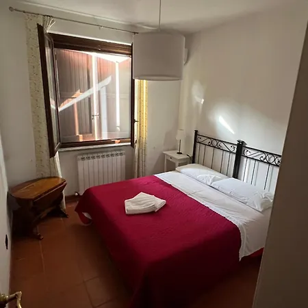 Casa Pruno Rosso Apartment *
