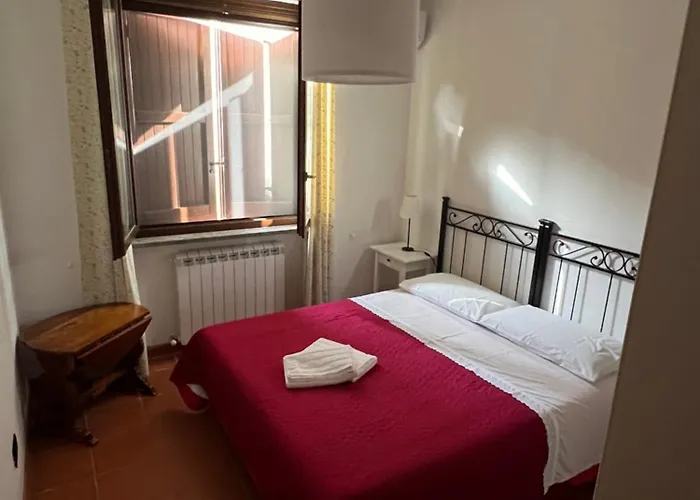 Casa Pruno Rosso דירה *
