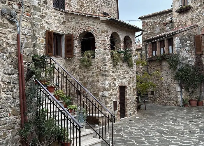 Casa Pruno Rosso